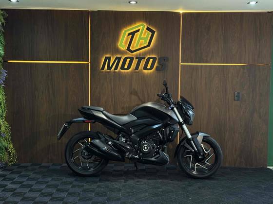 BAJAJ DOMINAR 400 